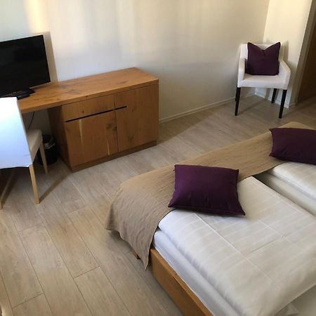 Hotel Restaurant Goldenes Ross Gollheim Δωμάτιο φωτογραφία