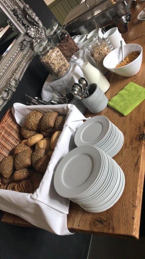 Hotel Restaurant Goldenes Ross Gollheim Εξωτερικό φωτογραφία