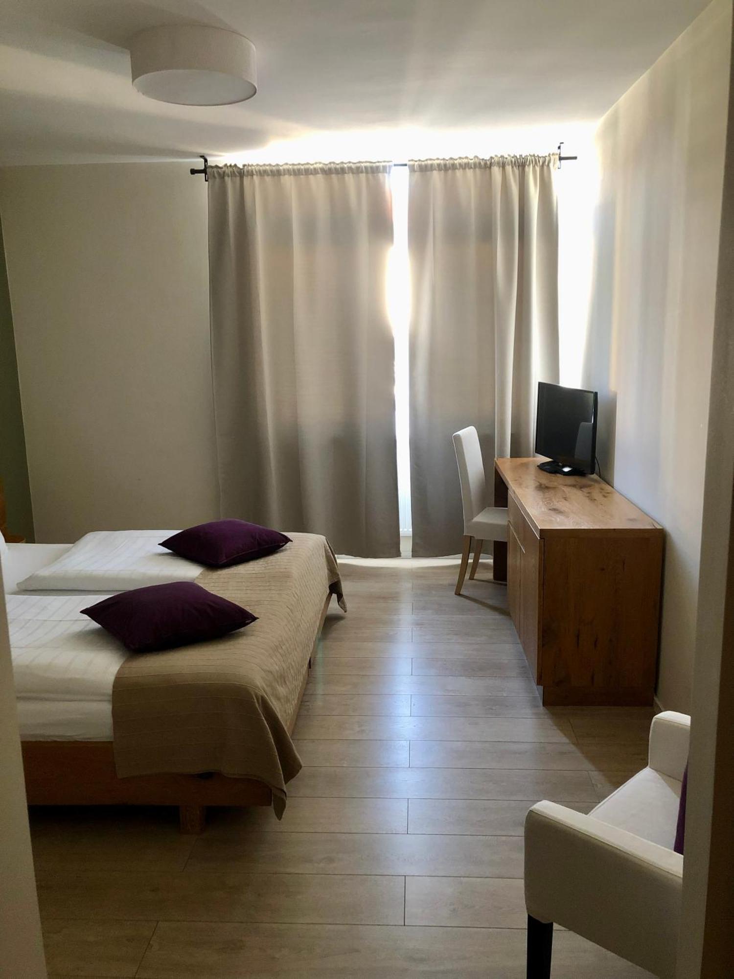 Hotel Restaurant Goldenes Ross Gollheim Δωμάτιο φωτογραφία